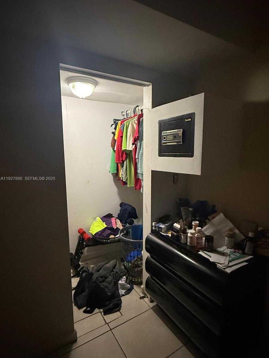 Small Image of 3090 NORTH WEST 33RD ST, Miami Number 23