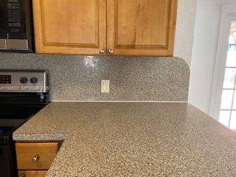 Imagen de Pequeño Objeto