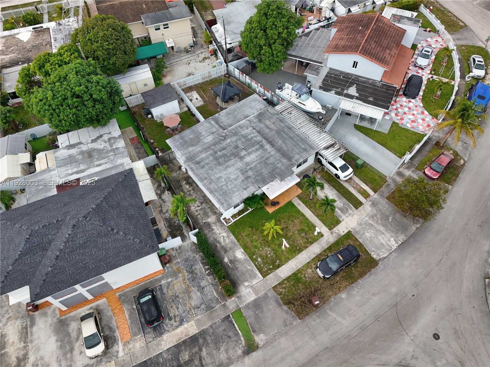 Imagen de Pequeño Objeto