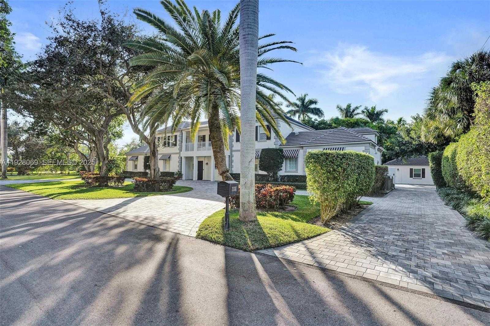 Small Image of 1281 BANYAN RD, Boca Raton Number 6