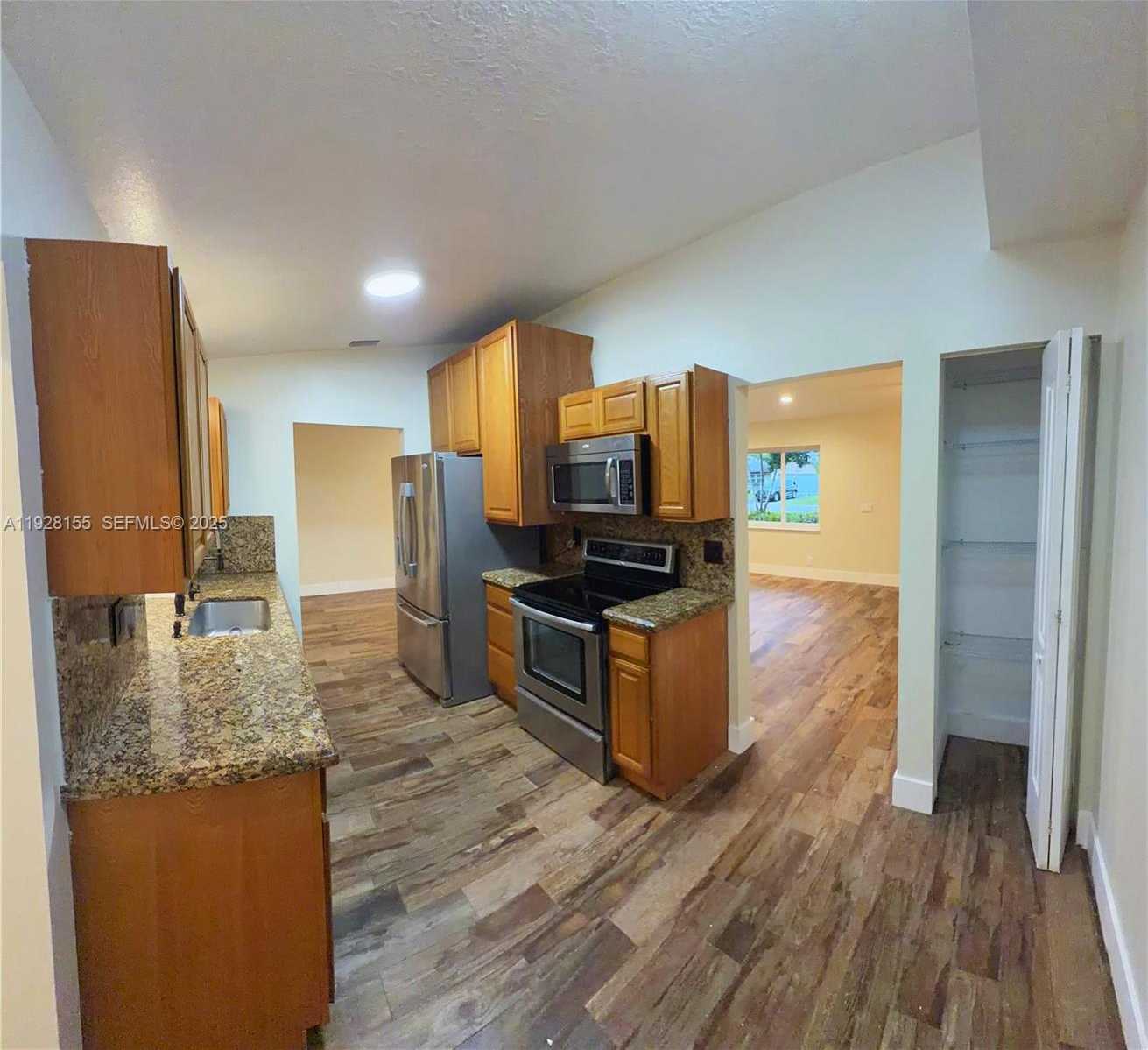 Small Image of 8915 NORTH WEST 26TH CT, Coral Springs Number 10