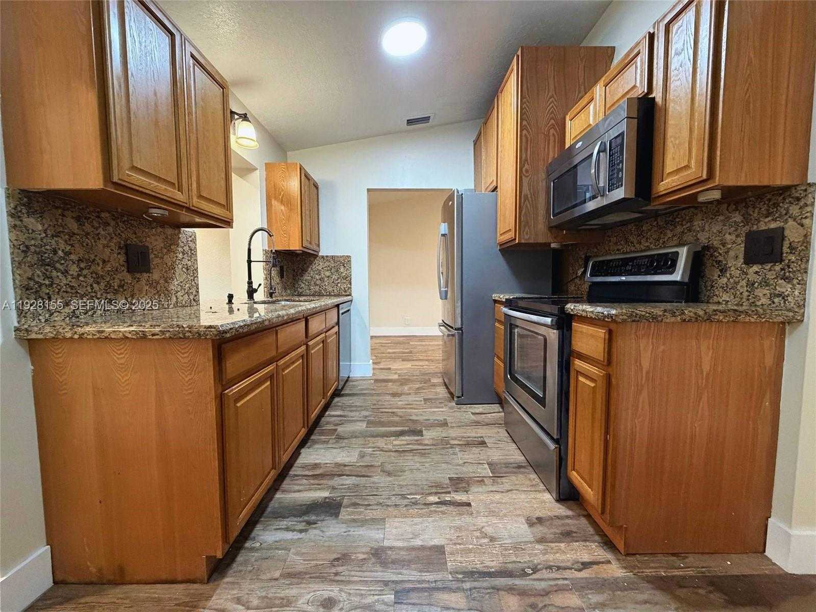 Small Image of 8915 NORTH WEST 26TH CT, Coral Springs Number 9