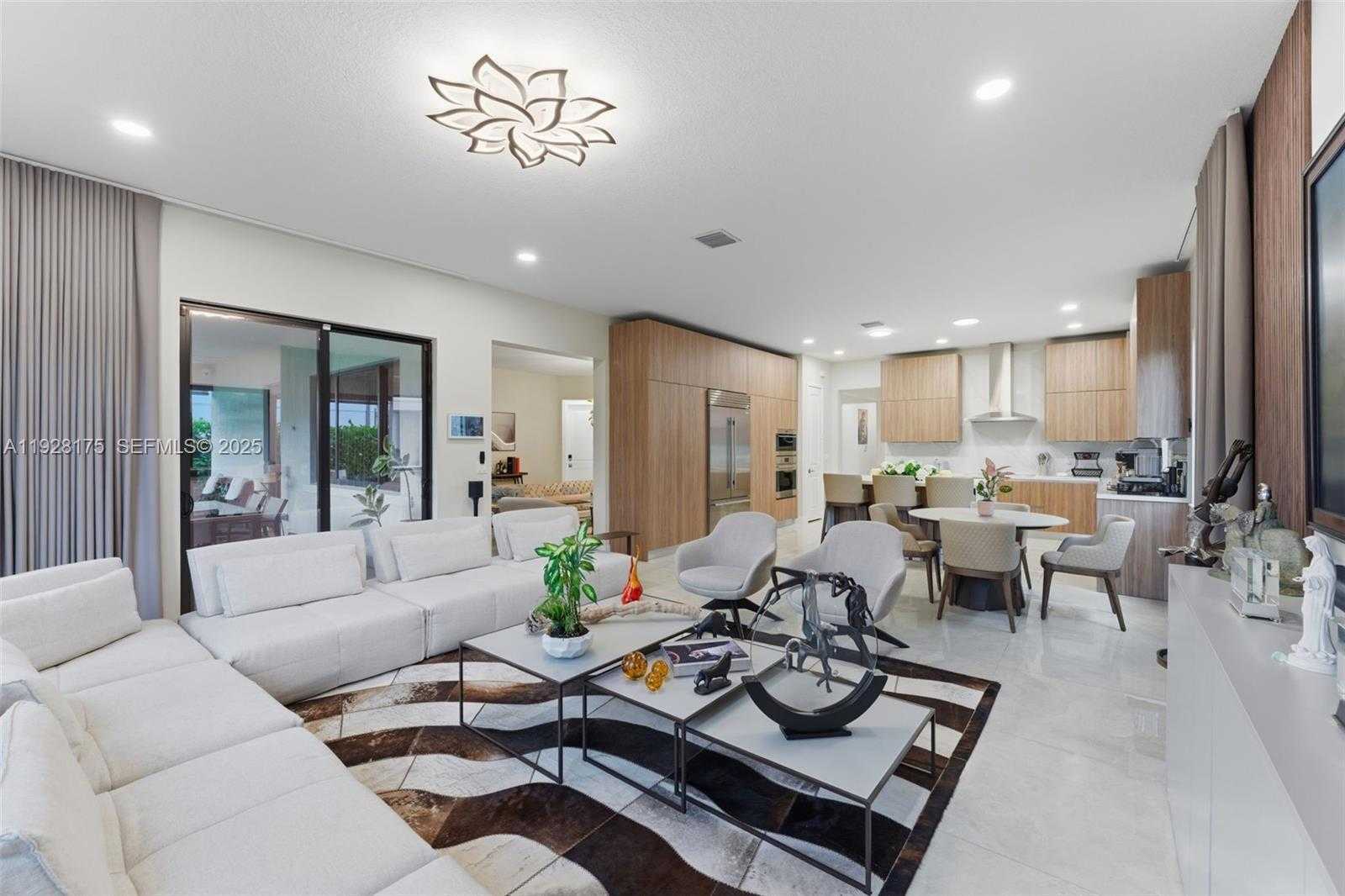 Imagen de Pequeño Objeto