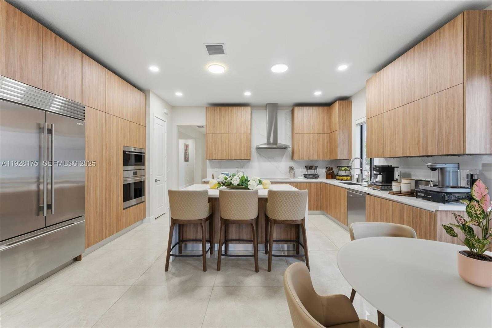 Imagen de Pequeño Objeto