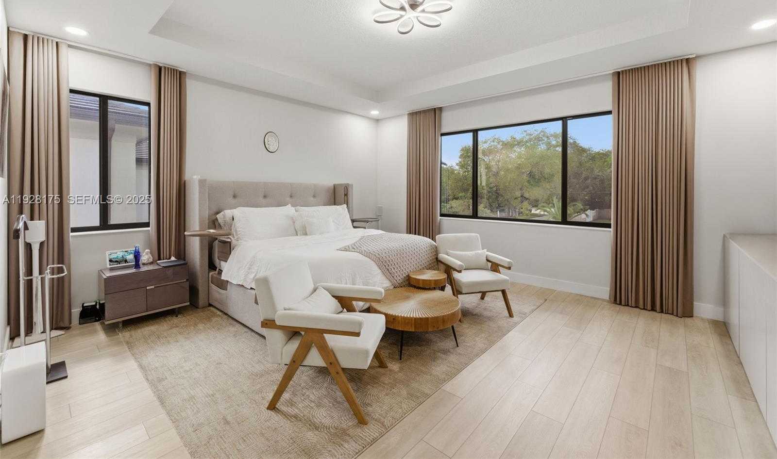 Imagen de Pequeño Objeto