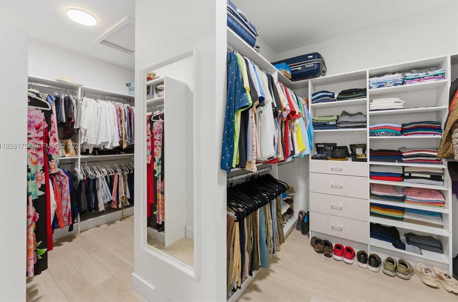 Imagen de Pequeño Objeto