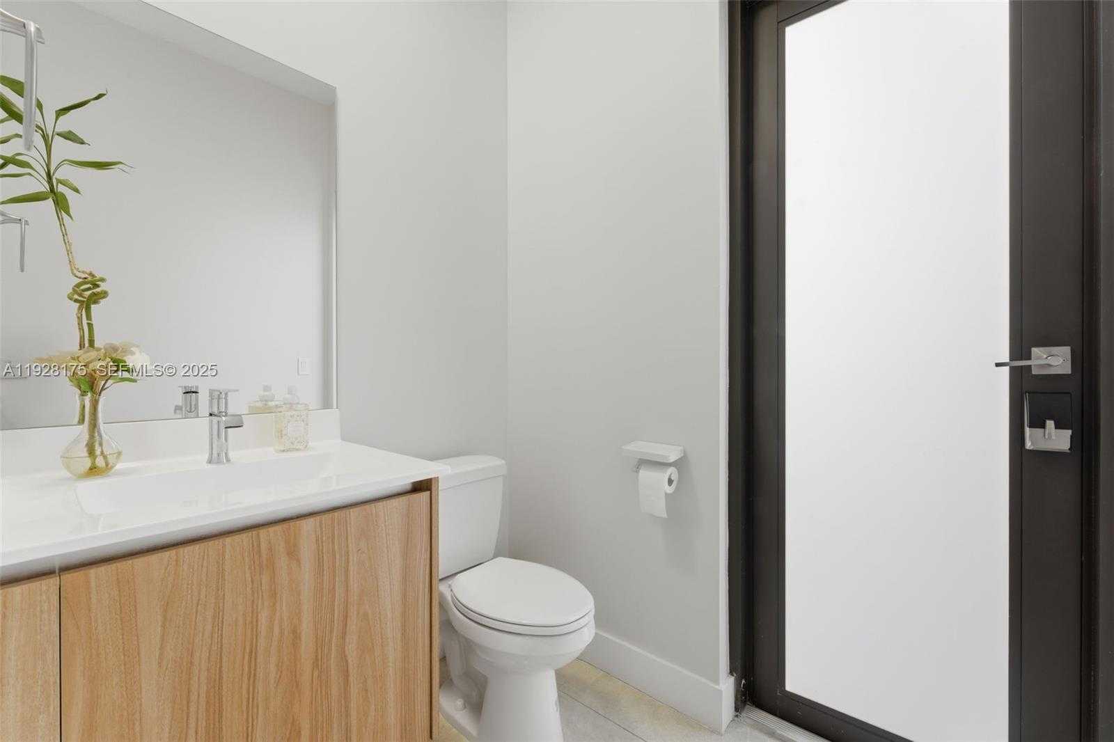 Imagen de Pequeño Objeto