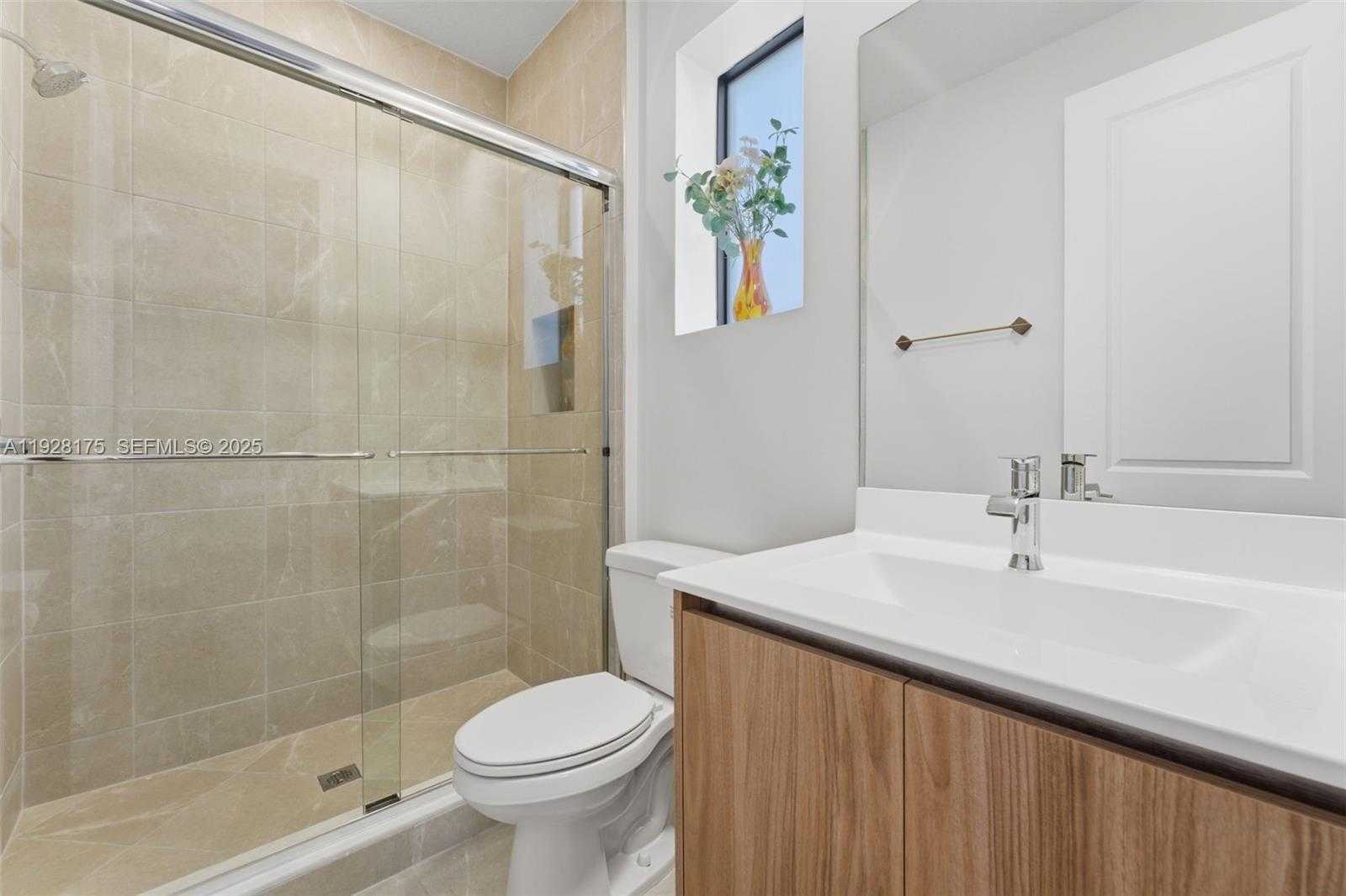 Imagen de Pequeño Objeto