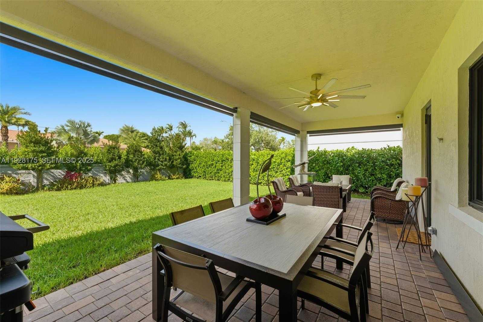 Imagen de Pequeño Objeto