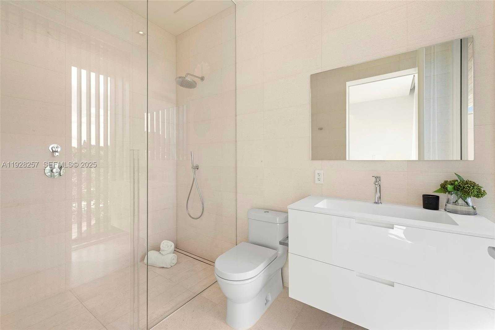 Small Image of 1031 WEST 48TH ST, Miami Beach Number 43