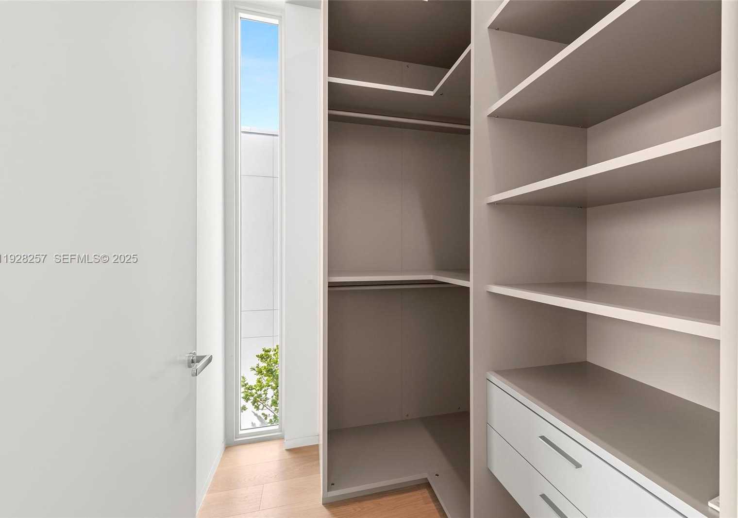 Small Image of 1031 WEST 48TH ST, Miami Beach Number 49