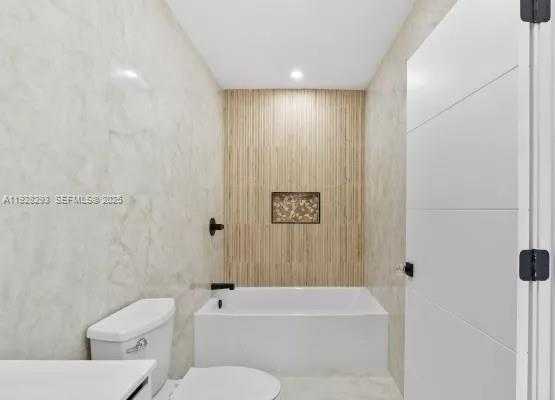 Small Image of 965 NORTH EAST 171ST ST, Miami Number 22