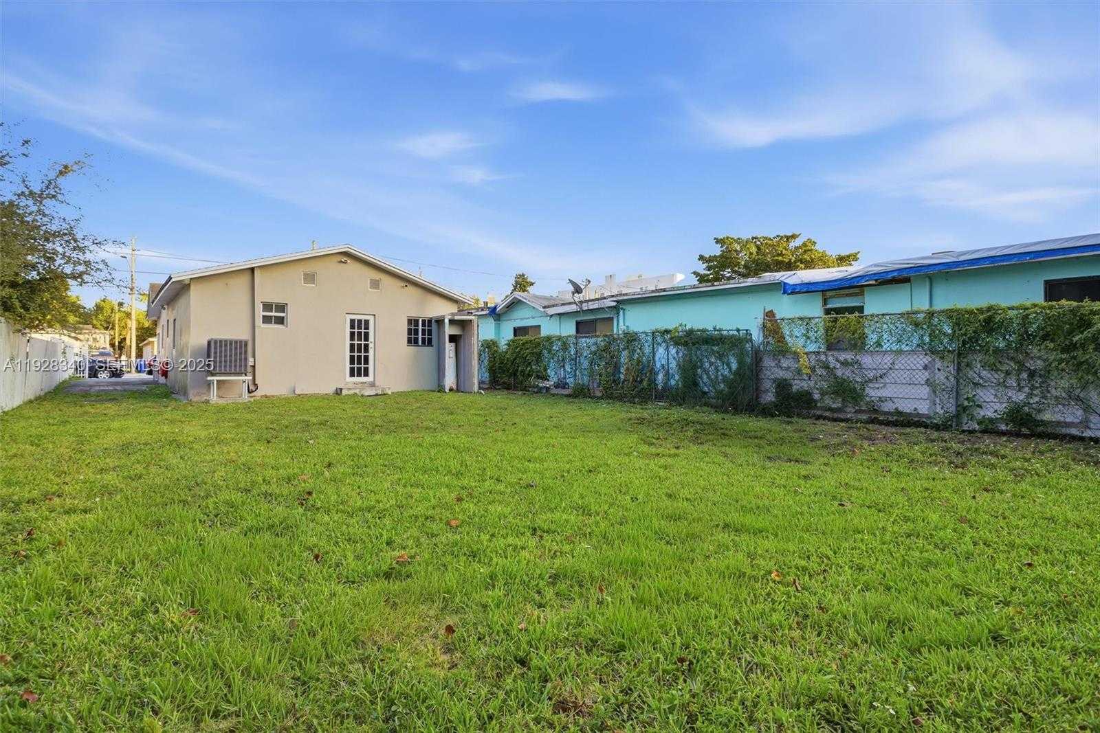 Small Image of 2642 NORTH WEST 24TH AVE, Miami Number 18