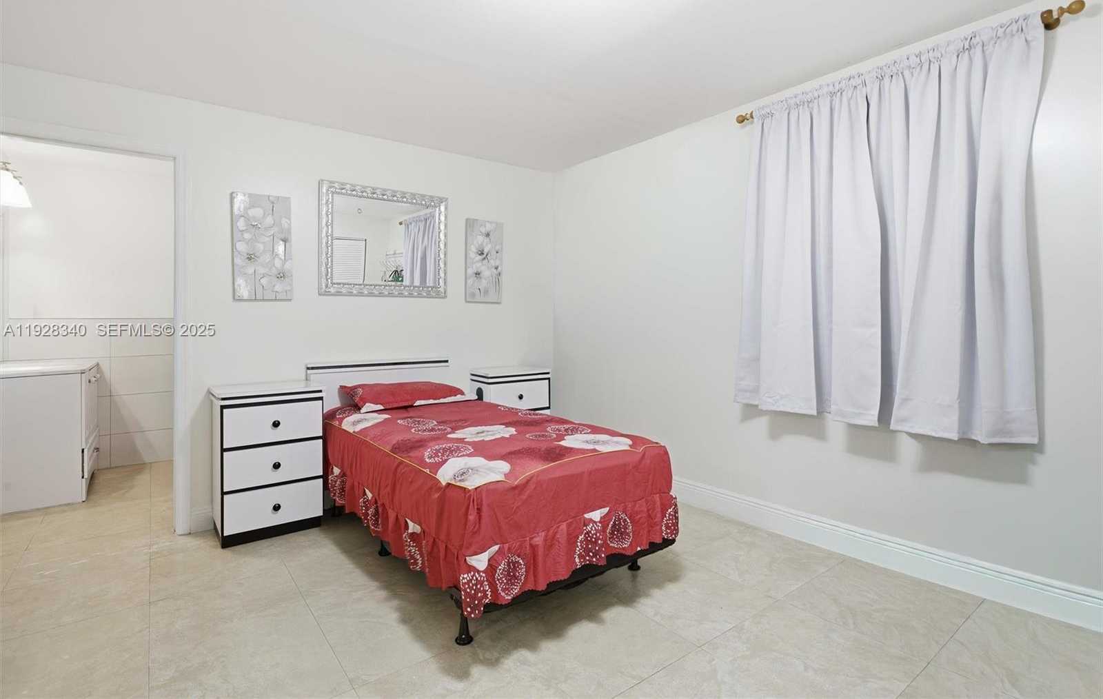 Small Image of 2642 NORTH WEST 24TH AVE, Miami Number 26