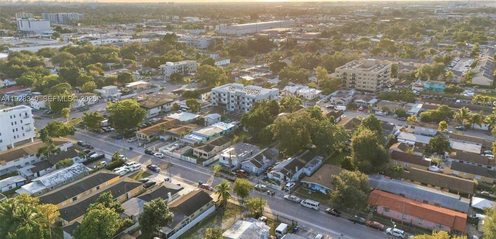 Small Image of 2642 NORTH WEST 24TH AVE, Miami Number 9