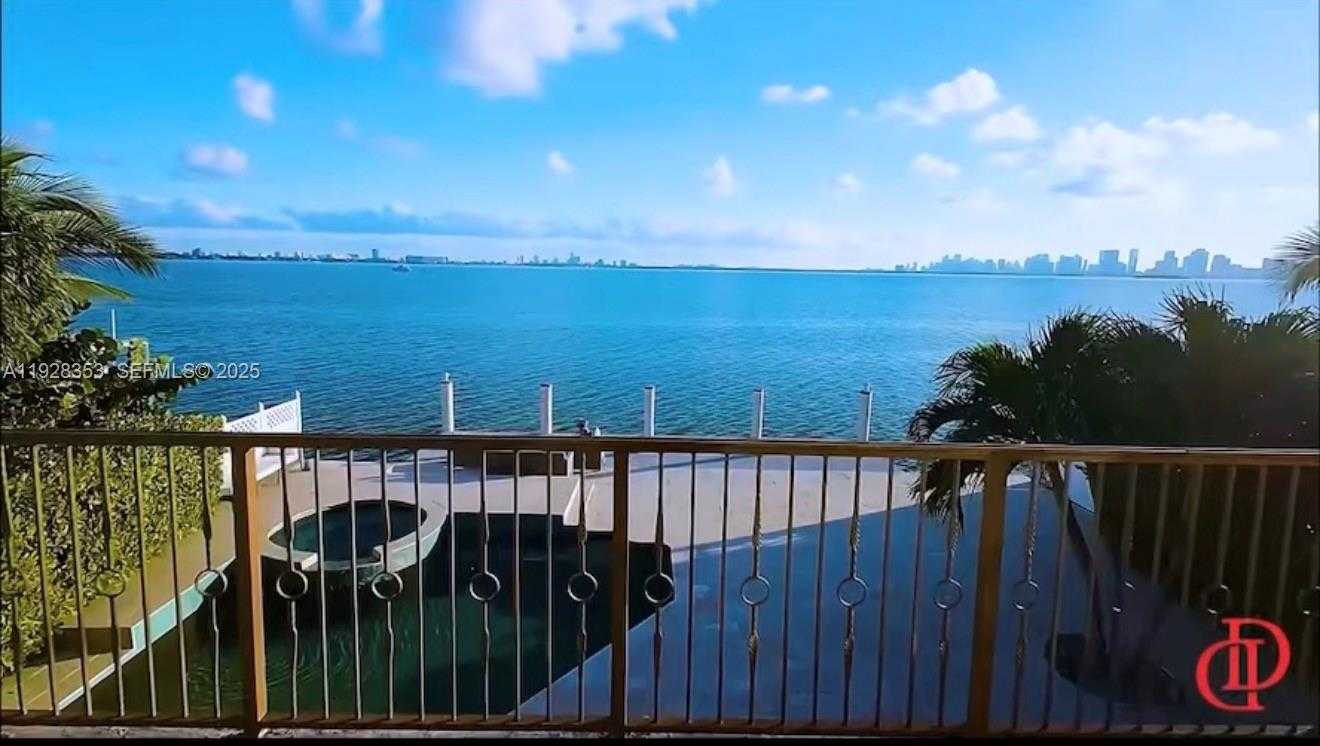 Small Image of 1500 SOUTH TREASURE DR, North Bay Village Number 14