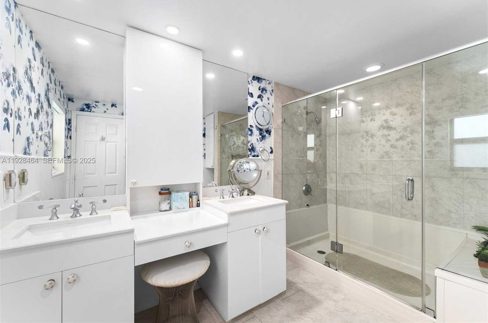 Small Image of 550 WEST 51ST ST, Miami Beach Number 14