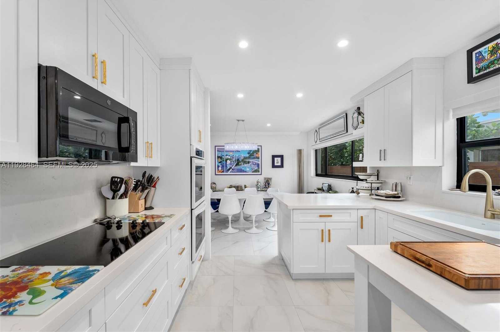 Small Image of 550 WEST 51ST ST, Miami Beach Number 8