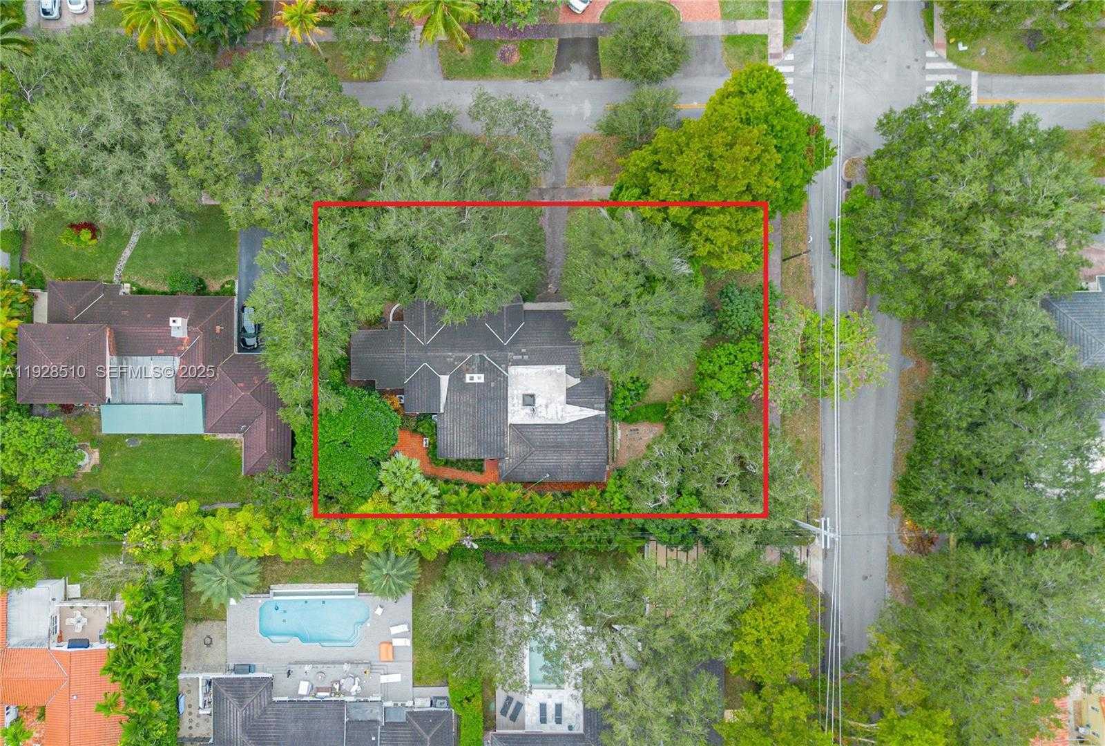 Imagen de Pequeño Objeto