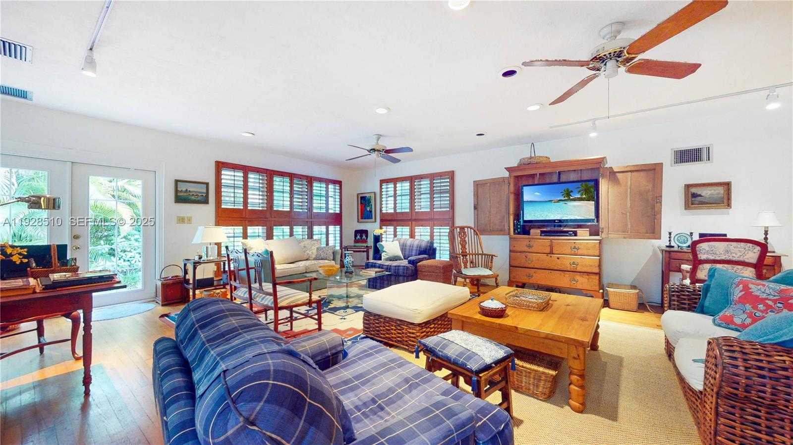 Imagen de Pequeño Objeto