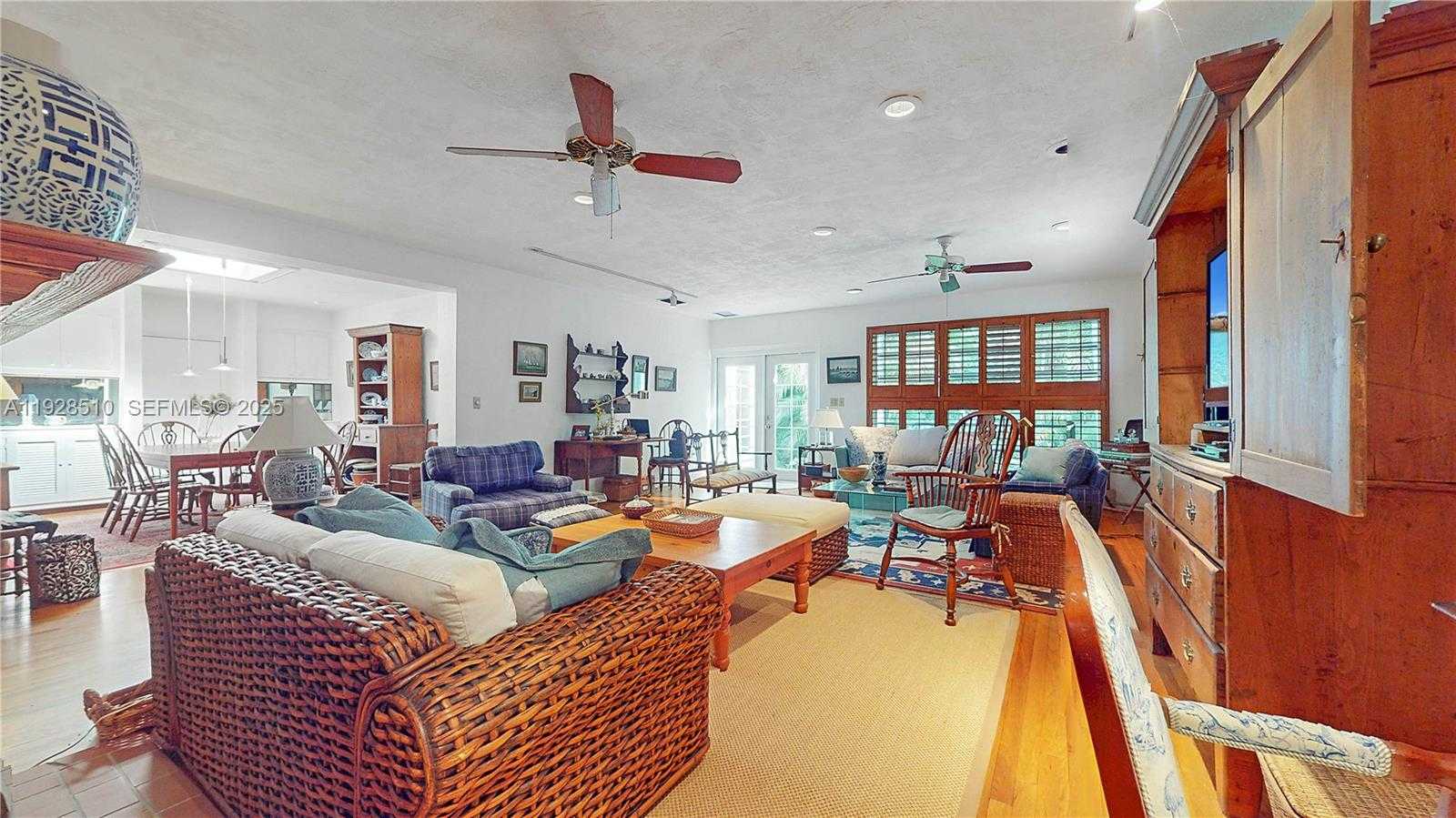 Imagen de Pequeño Objeto