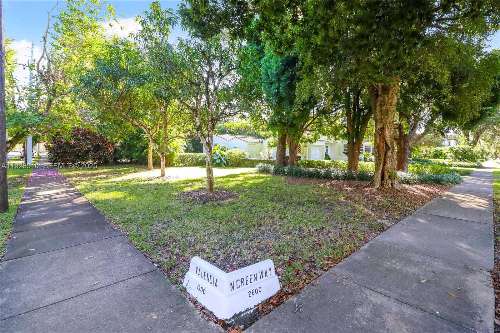 Imagen de Pequeño Objeto