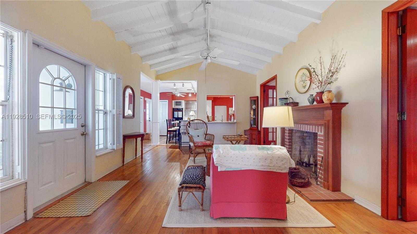 Imagen de Pequeño Objeto