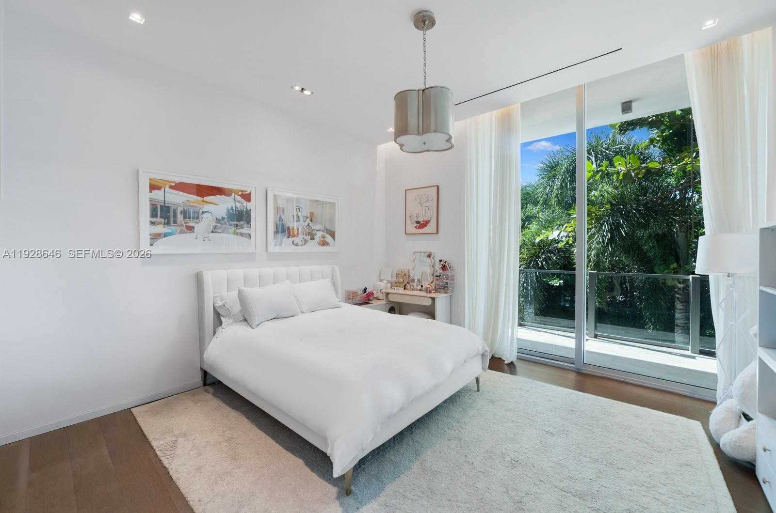 Small Image of 111 REEF LN, Key Biscayne Number 17