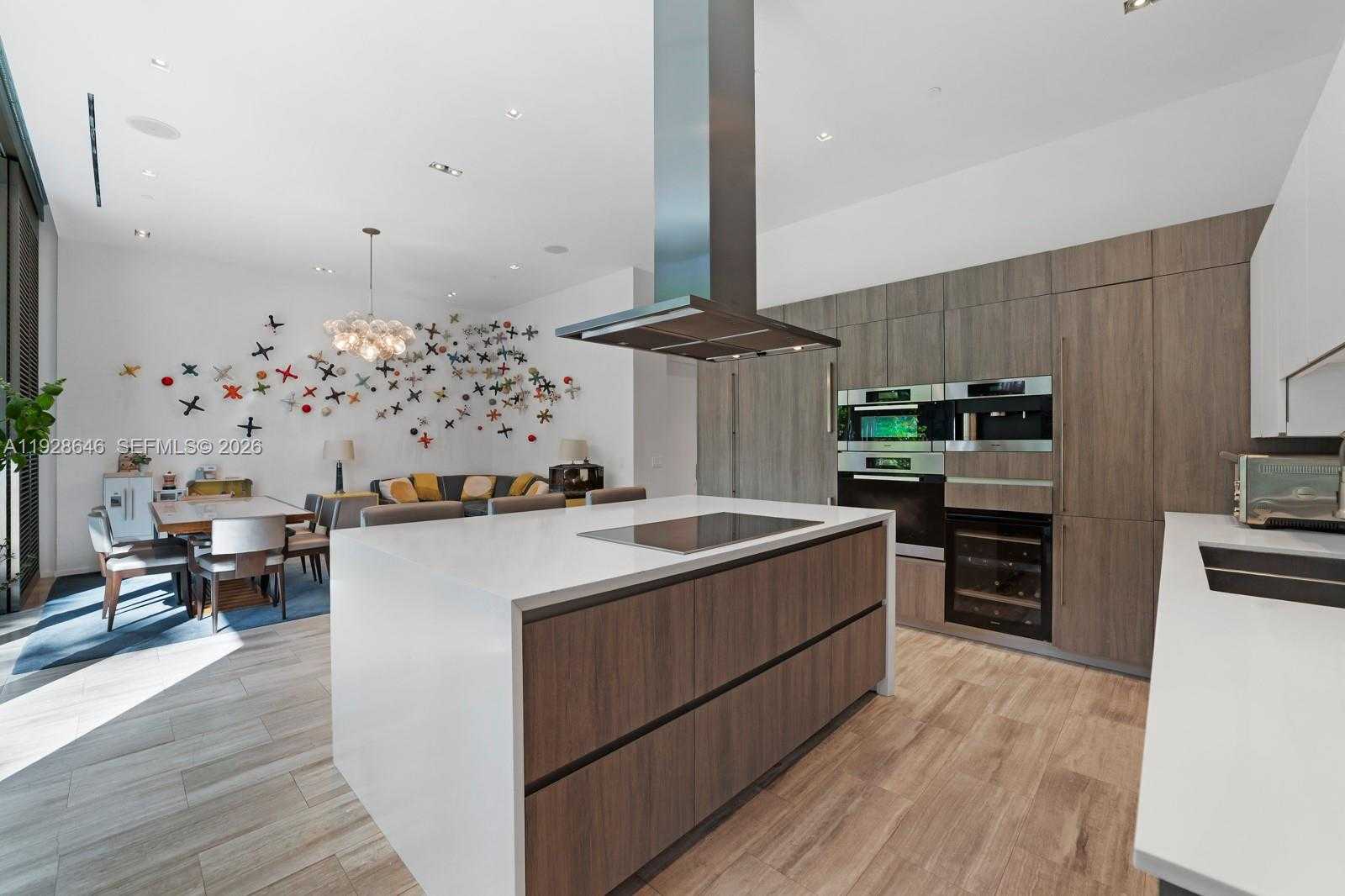 Small Image of 111 REEF LN, Key Biscayne Number 7