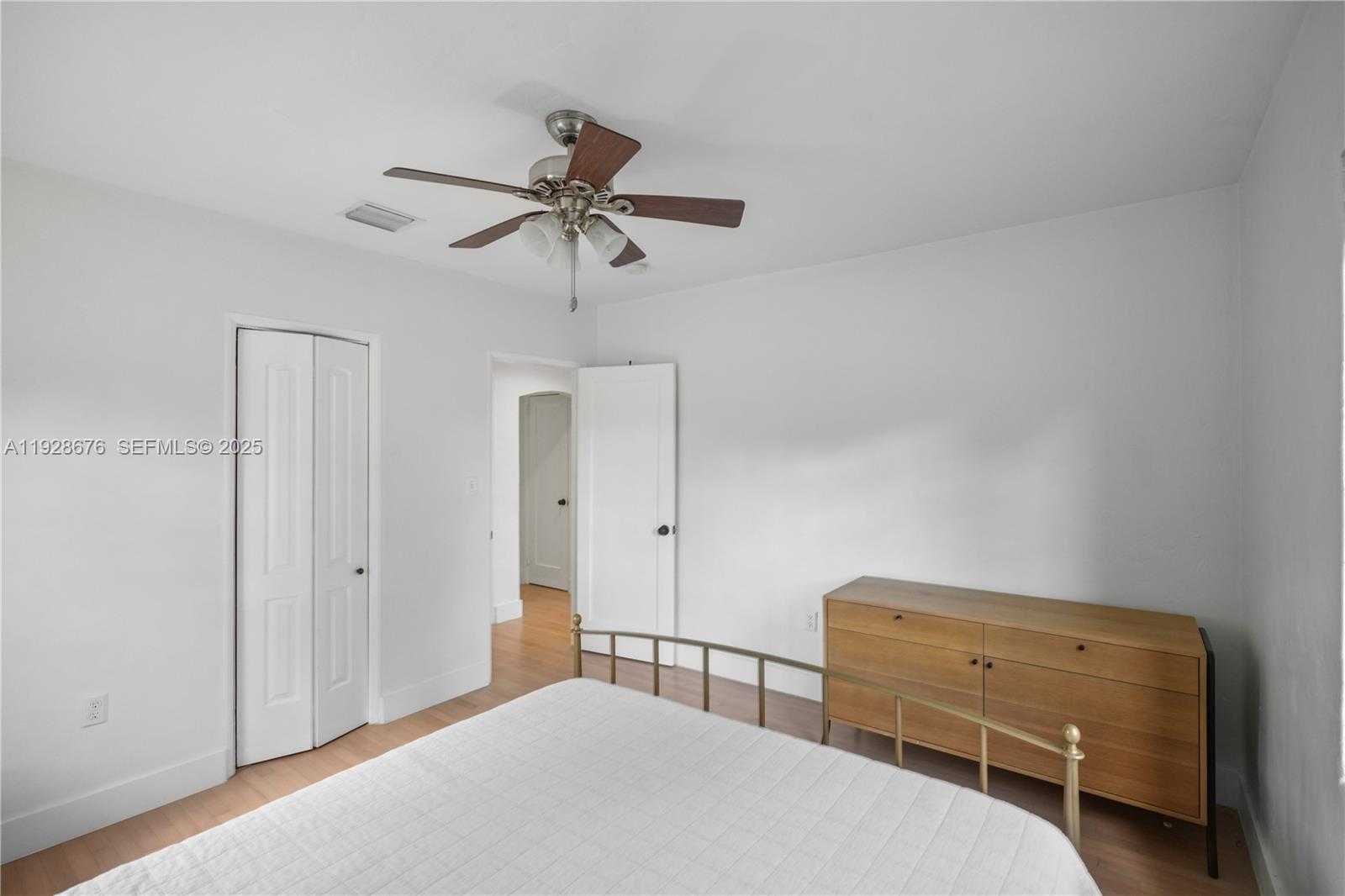 Small Image of 9500 NORTH MIAMI AVE, Miami Shores Number 18