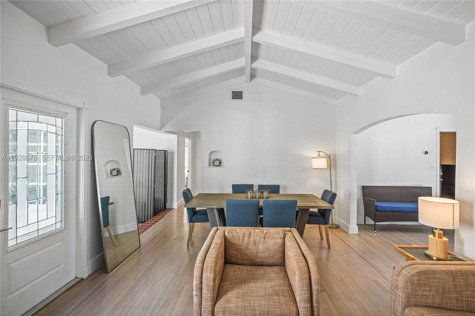 Small Image of 9500 NORTH MIAMI AVE, Miami Shores Number 26