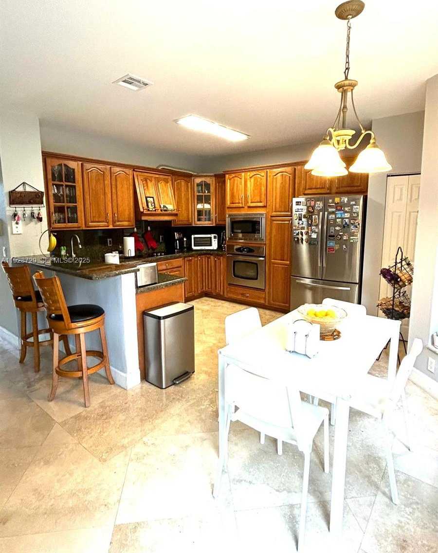 Small Image of 11308 NORTH WEST 58TH TER, Doral Number 7