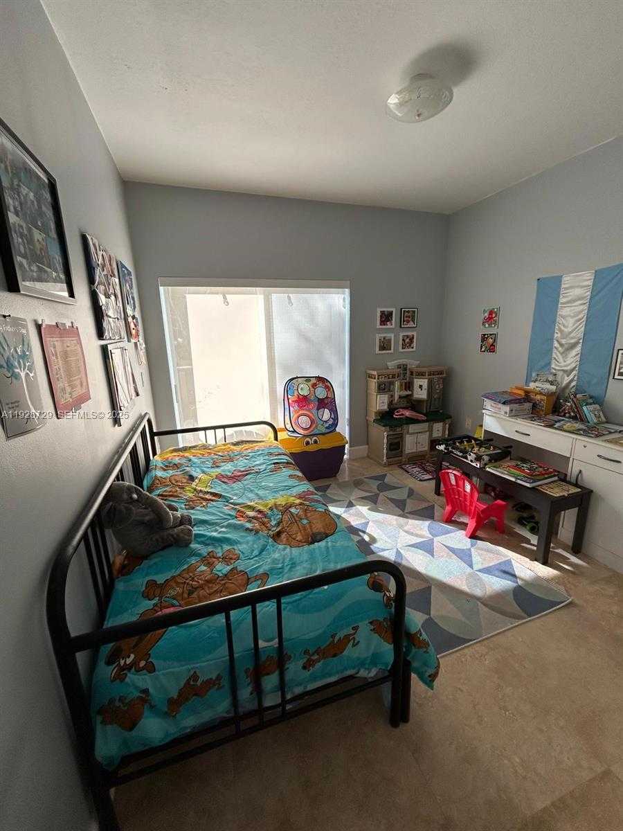 Small Image of 11308 NORTH WEST 58TH TER, Doral Number 9