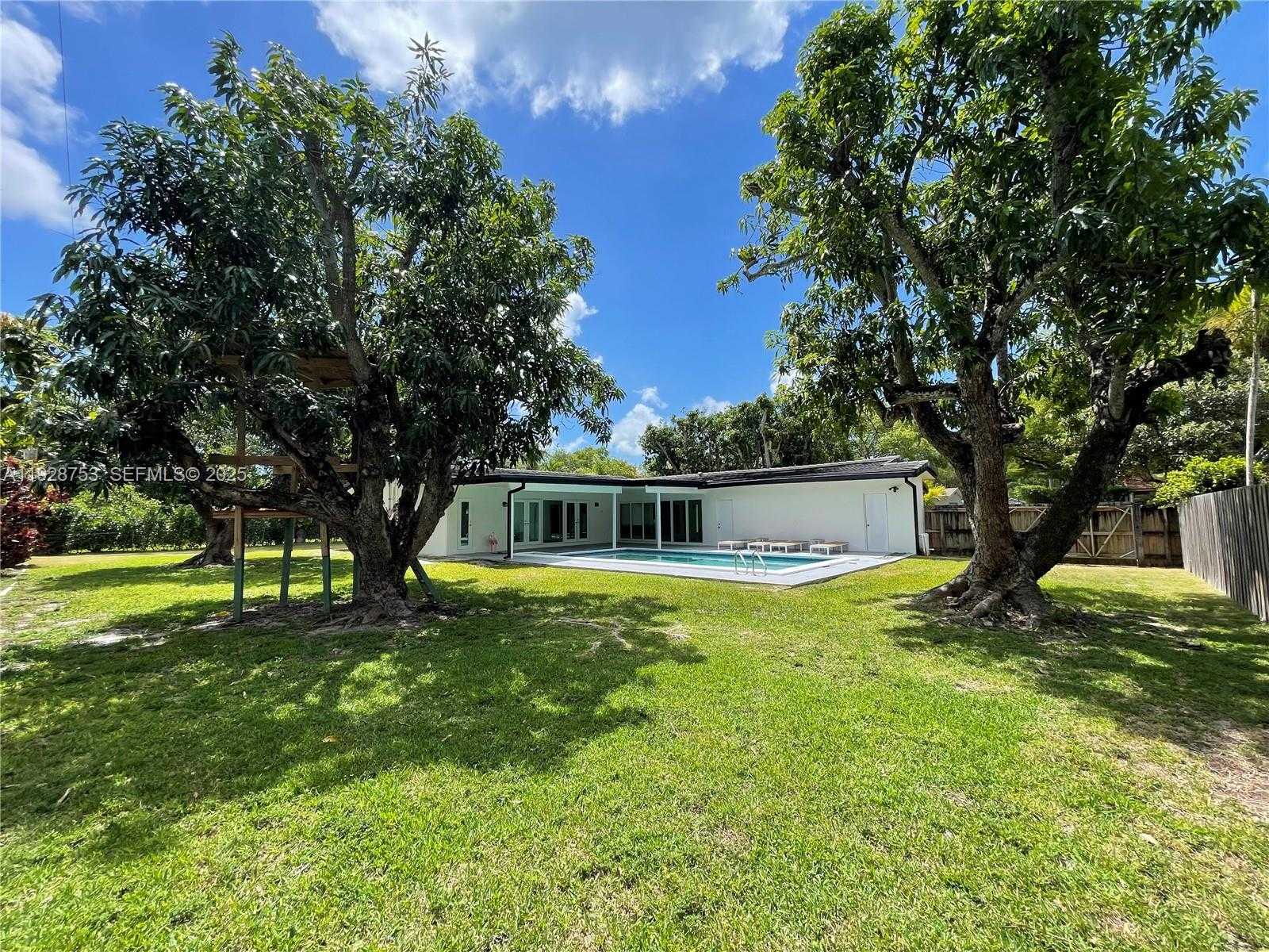 Imagen de Pequeño Objeto