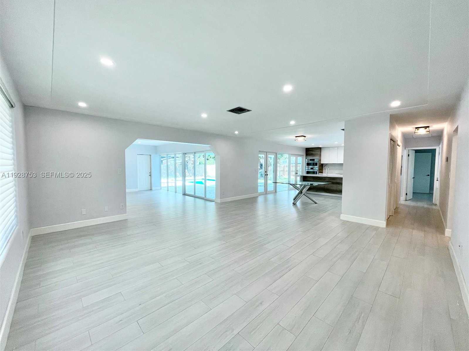 Imagen de Pequeño Objeto