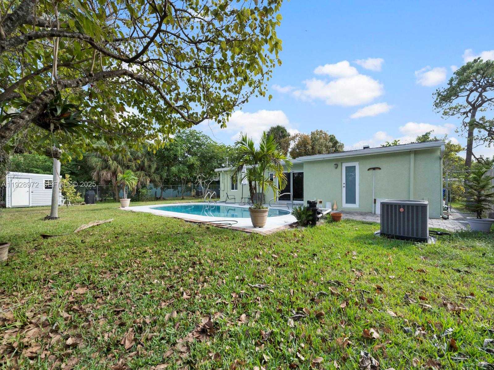 Small Image of 2133 SOUTH WEST 1ST CT, Fort Lauderdale Number 31