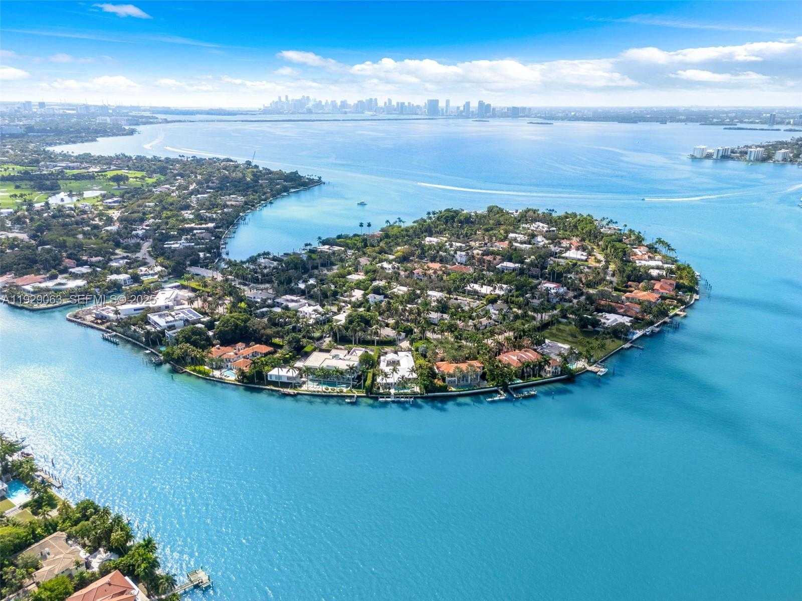 Small Image of 84 LA GORCE CIR, Miami Beach Number 17