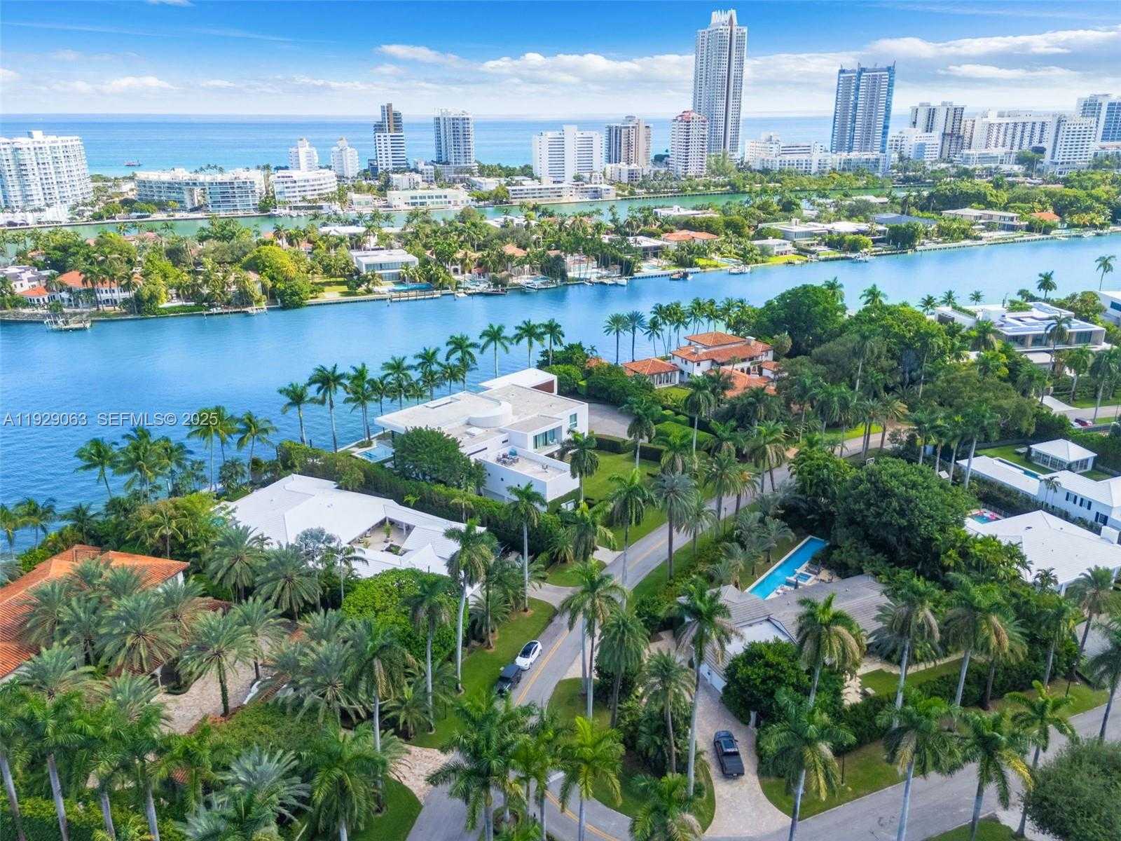 Small Image of 84 LA GORCE CIR, Miami Beach Number 8