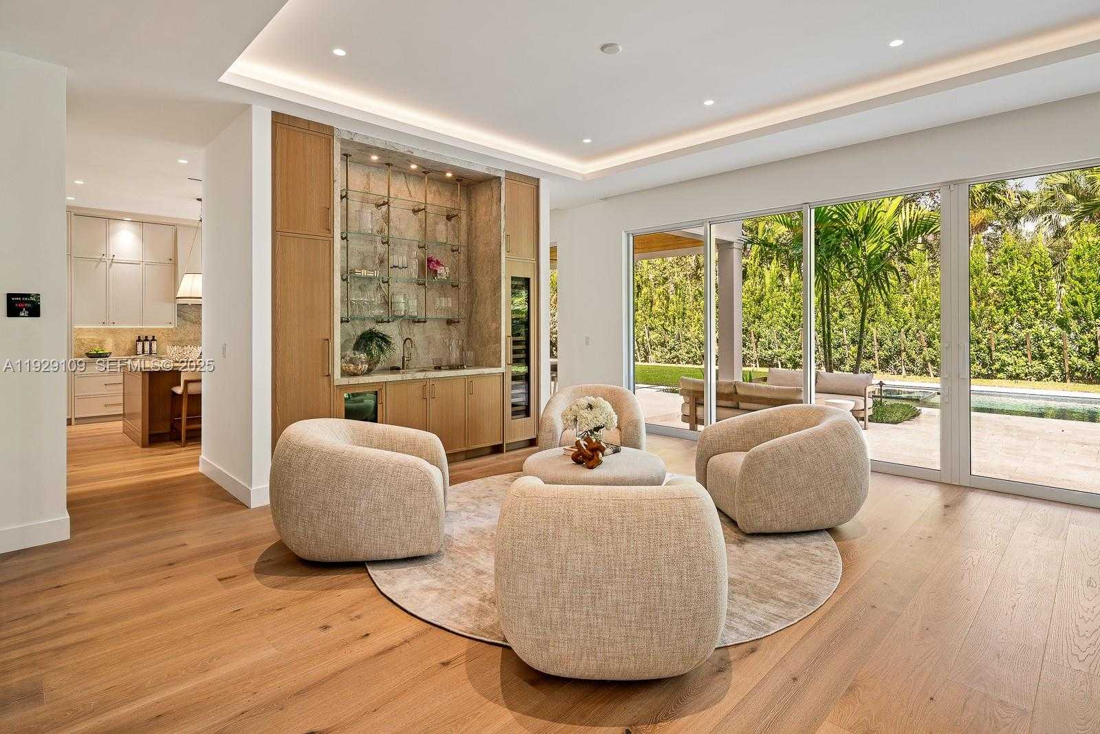 Imagen de Pequeño Objeto