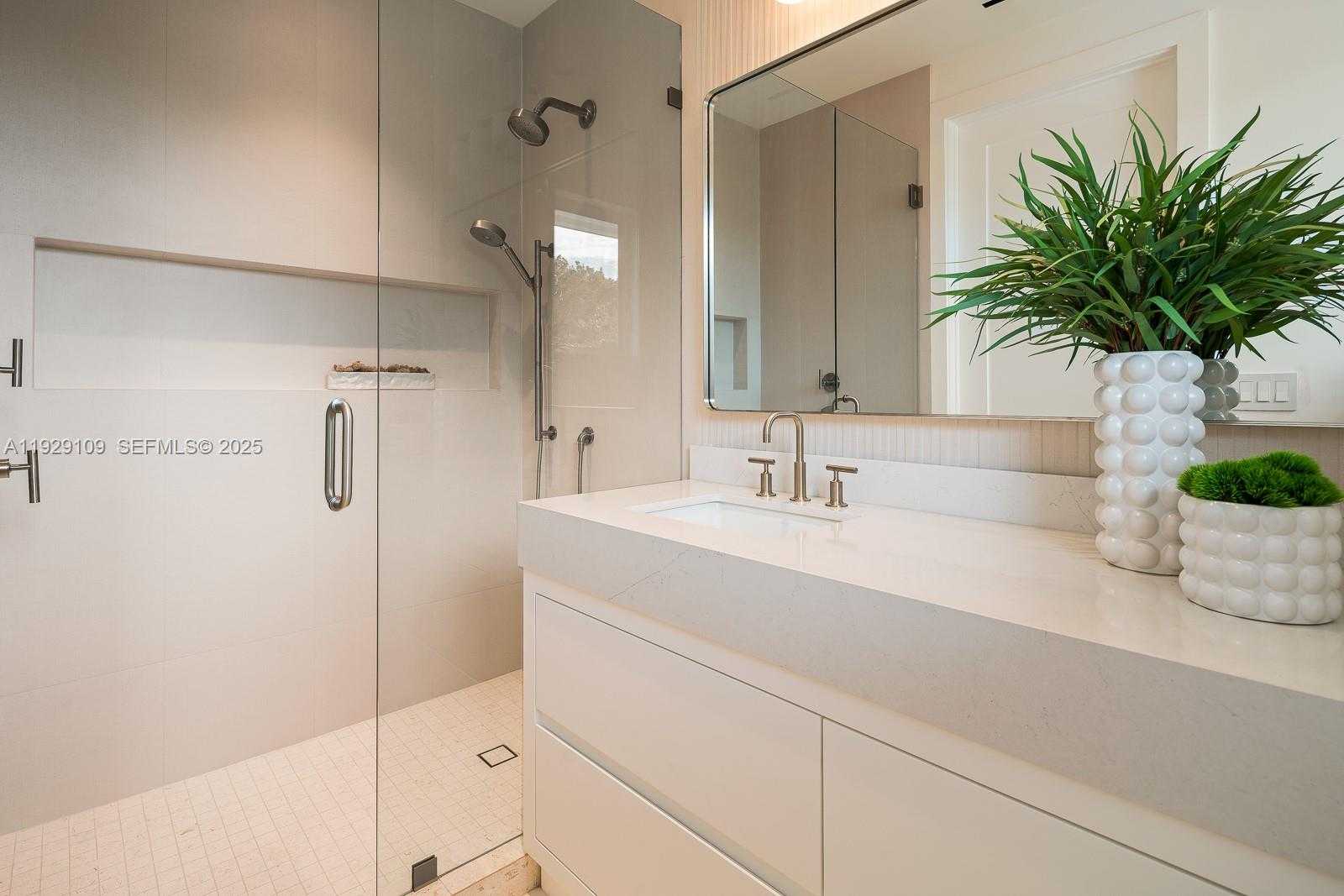 Imagen de Pequeño Objeto