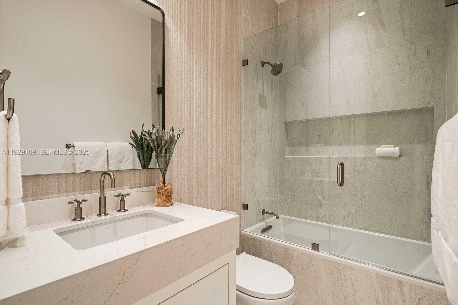 Imagen de Pequeño Objeto