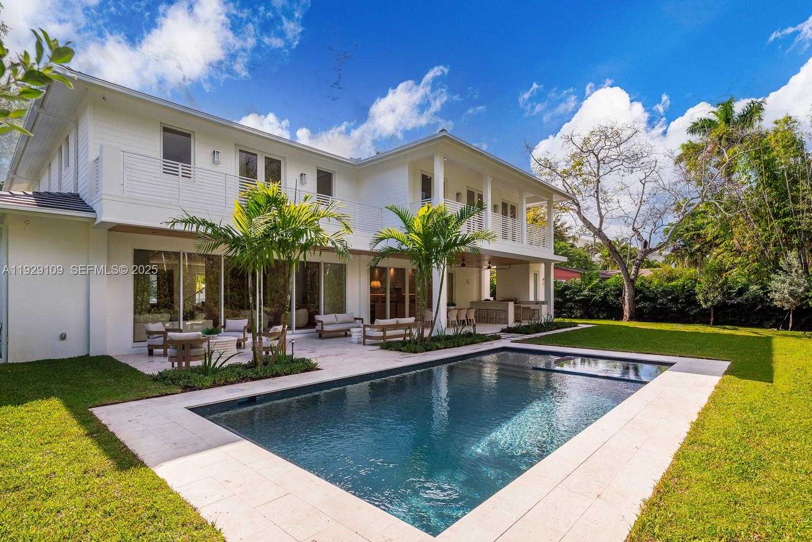 Imagen de Pequeño Objeto