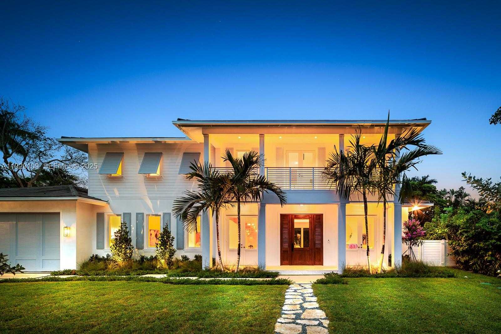 Imagen de Pequeño Objeto