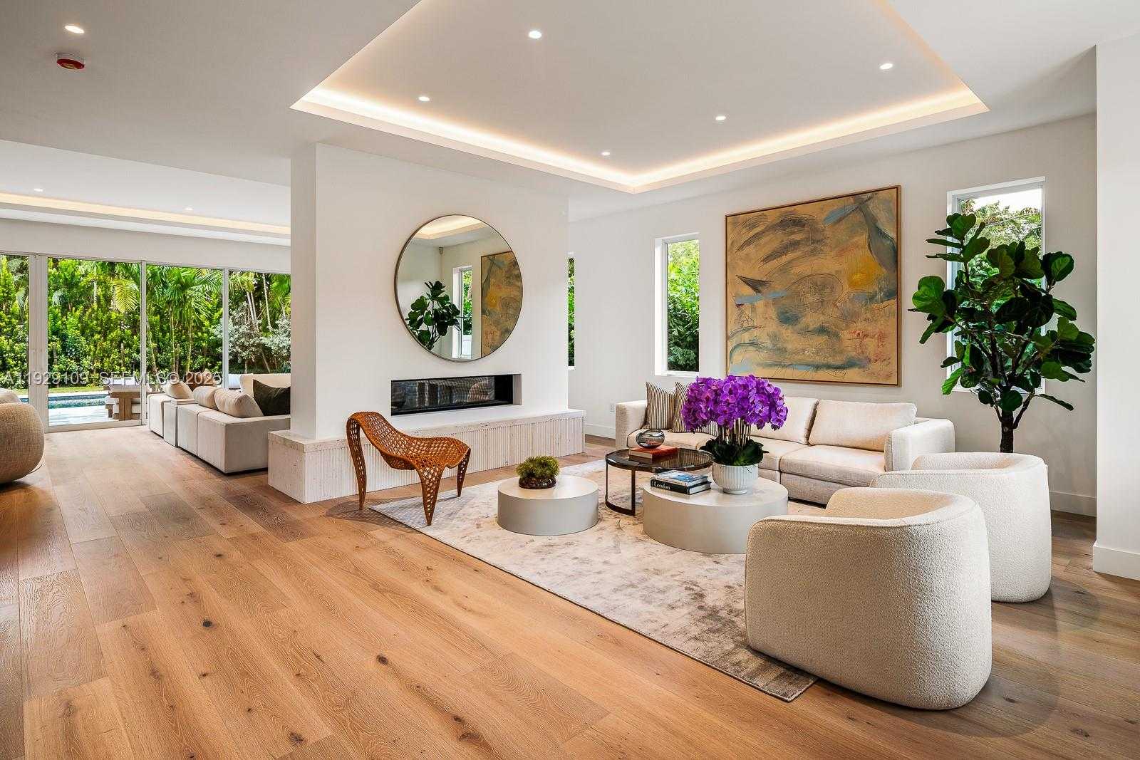 Imagen de Pequeño Objeto