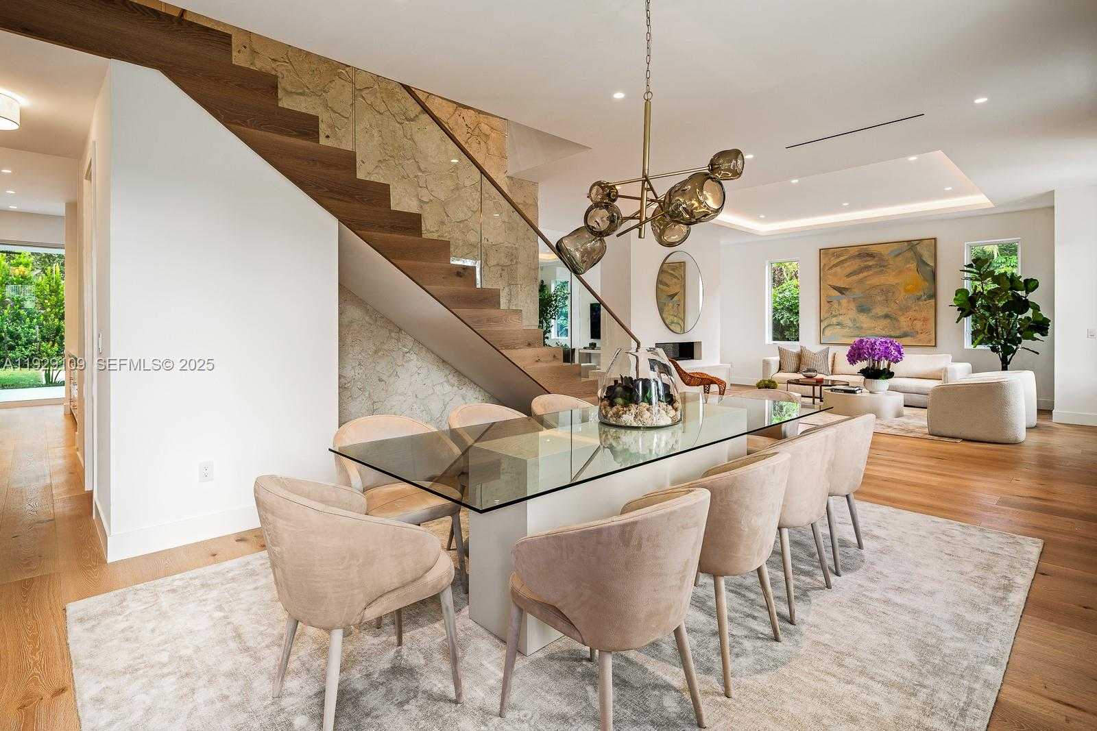 Imagen de Pequeño Objeto