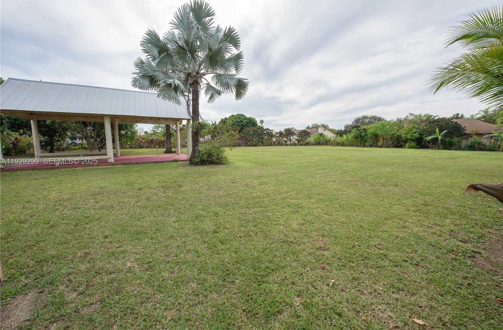 Small Image of 27111 SOUTH WEST 155TH AVE, Homestead Number 8