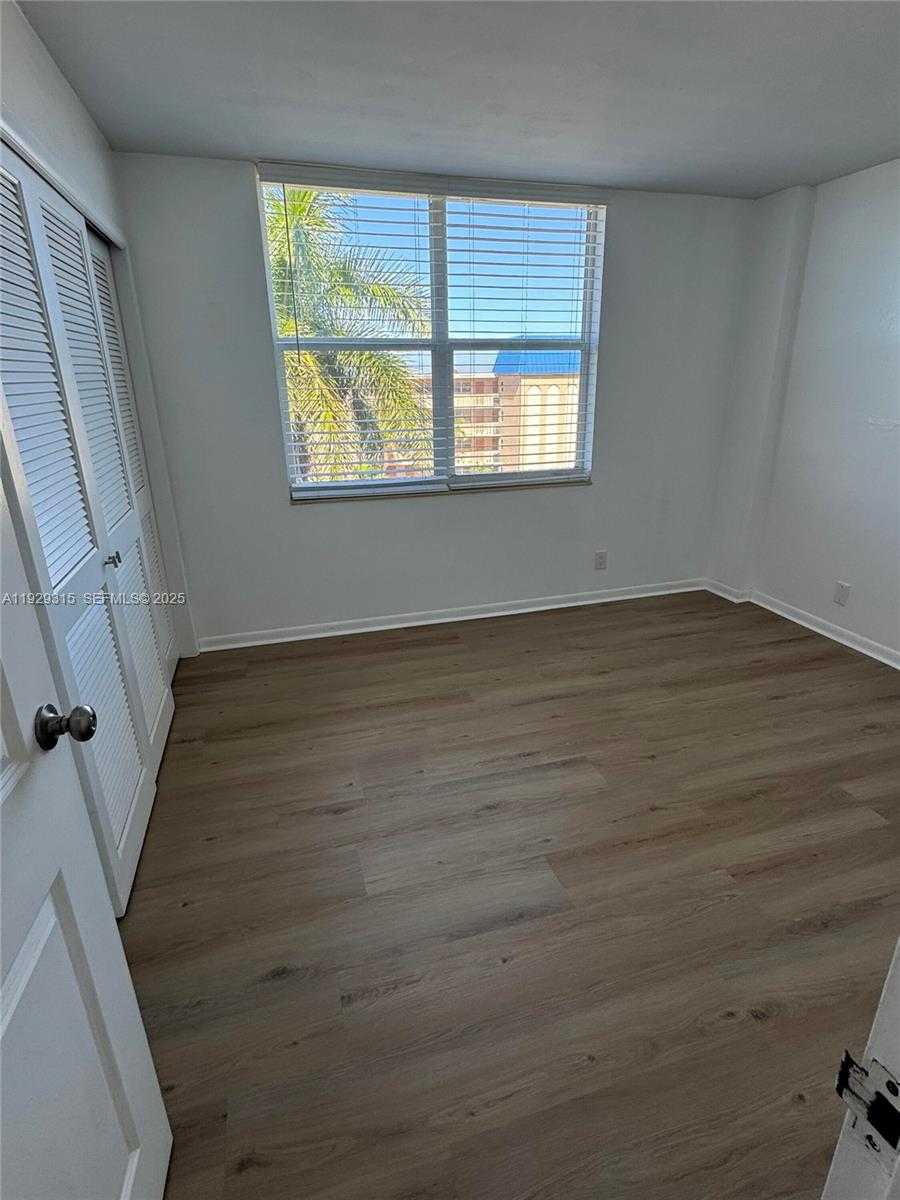 Small Image of 1600 SOUTH EAST 15TH ST, Fort Lauderdale Number 9