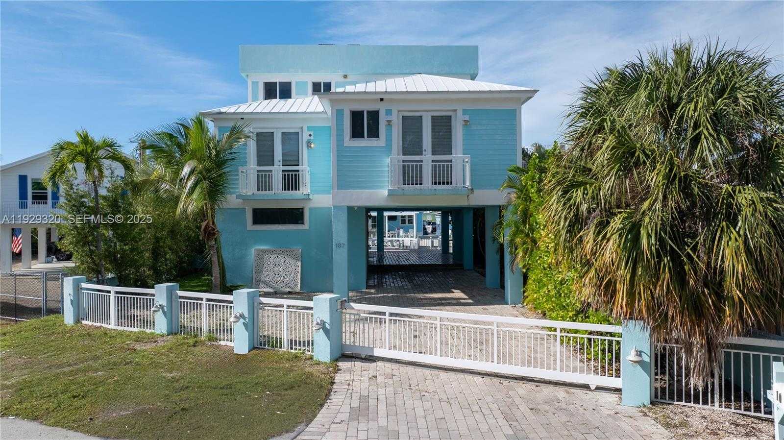 Imagen de Pequeño Objeto