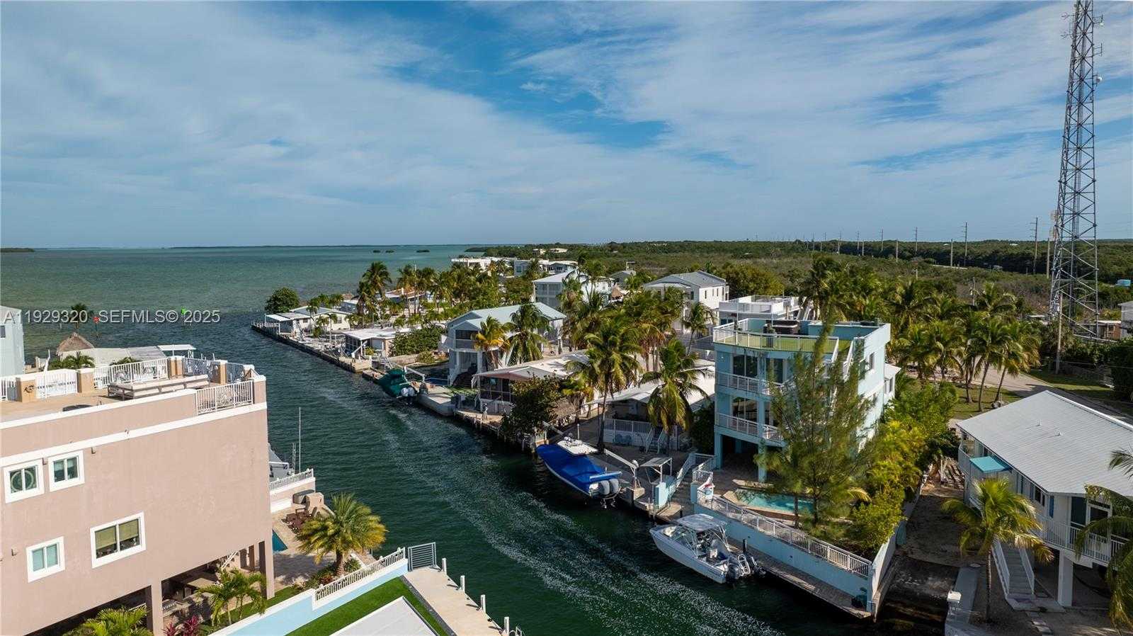 Imagen de Pequeño Objeto