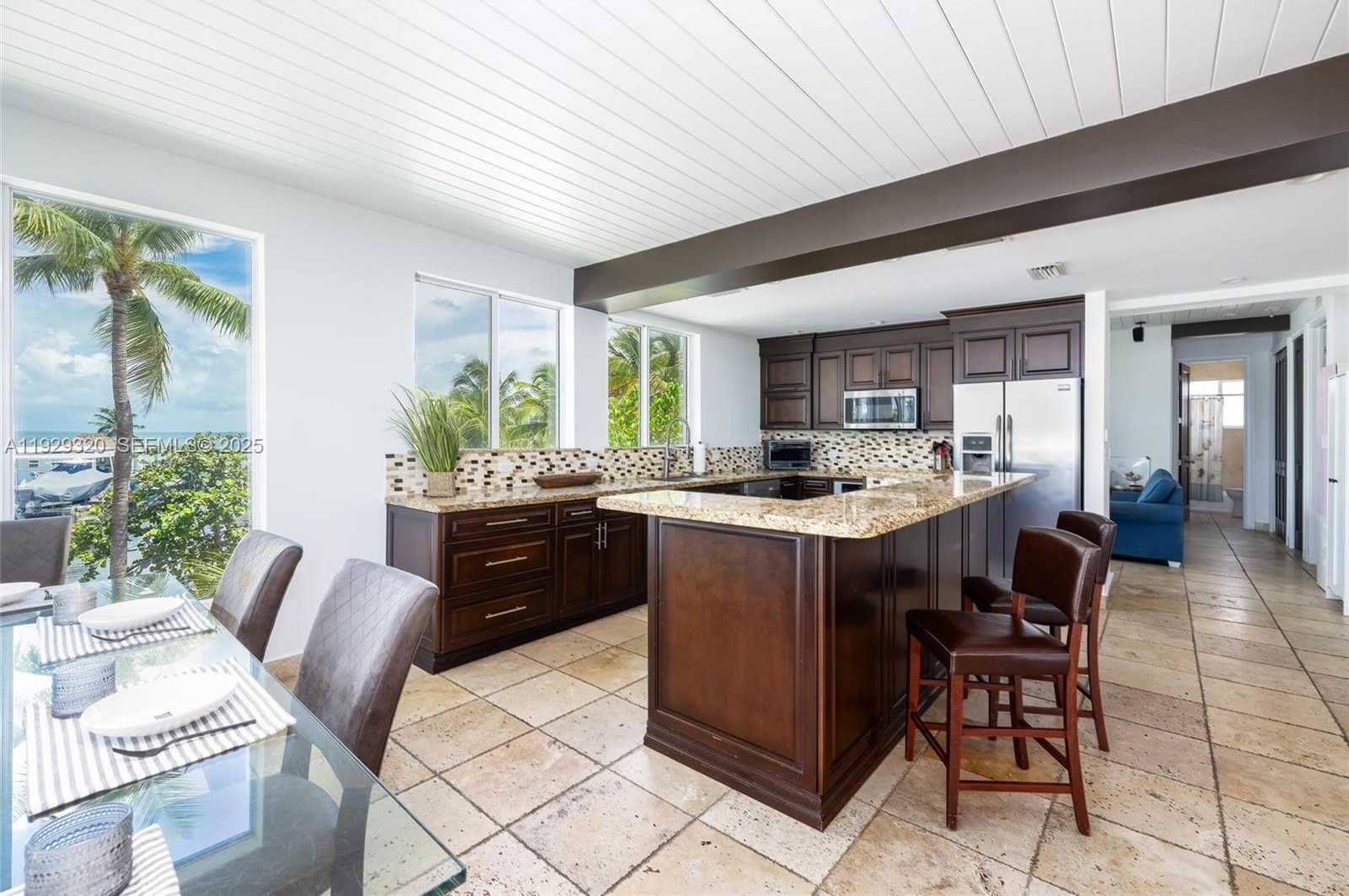 Imagen de Pequeño Objeto